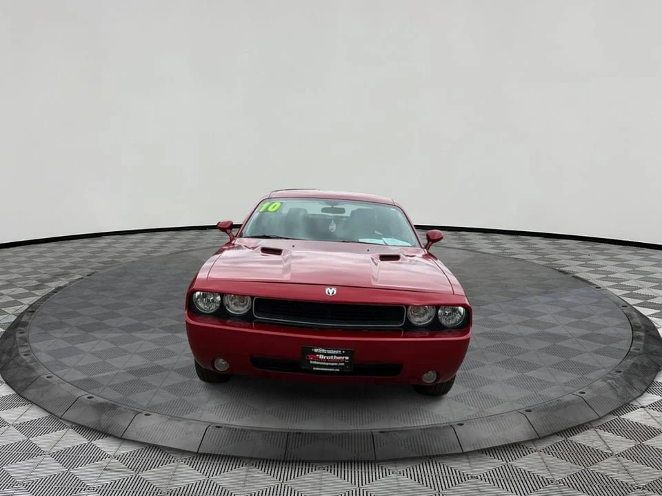 2010 Dodge Challenger 3rd Gen - Image 2 of 20
