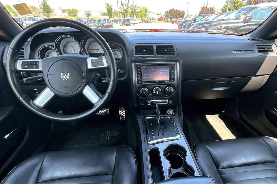 2010 Dodge Challenger 3rd Gen - Image 15 of 20
