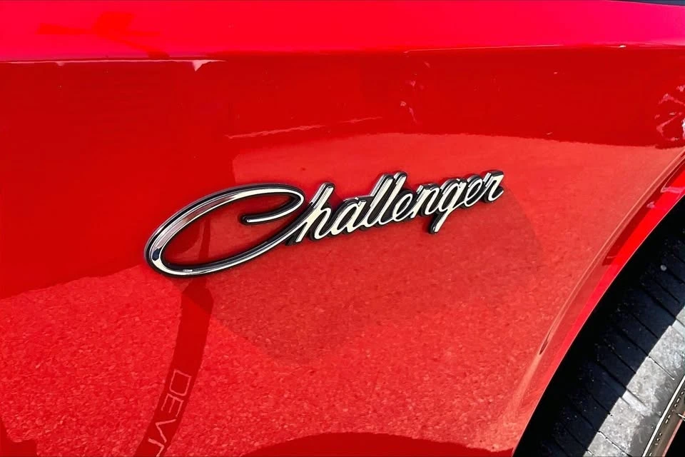 2010 Dodge Challenger 3rd Gen - Image 8 of 20