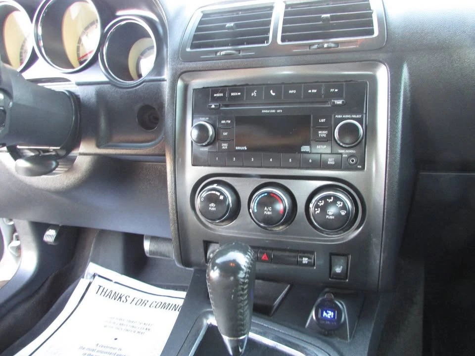 2010 Dodge Challenger 3rd Gen - Image 18 of 20