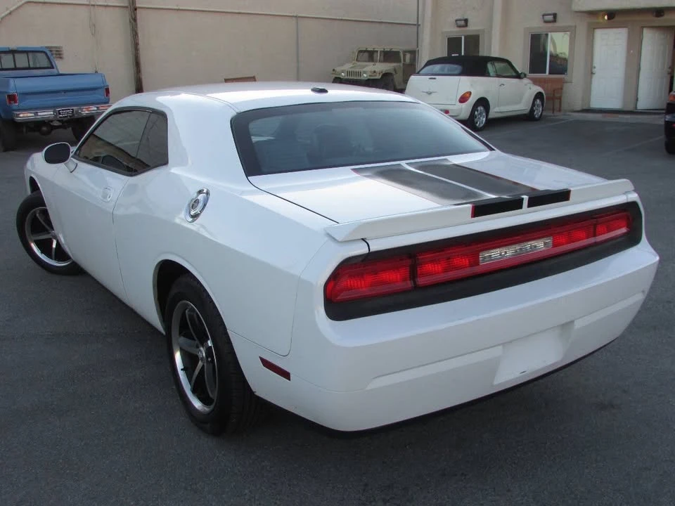 2010 Dodge Challenger 3rd Gen - Image 7 of 20