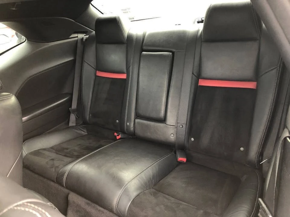 2010 Dodge Challenger 3rd Gen - Image 15 of 20