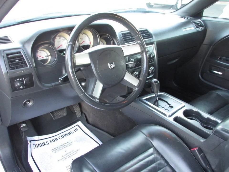 2010 Dodge Challenger 3rd Gen - Image 13 of 20