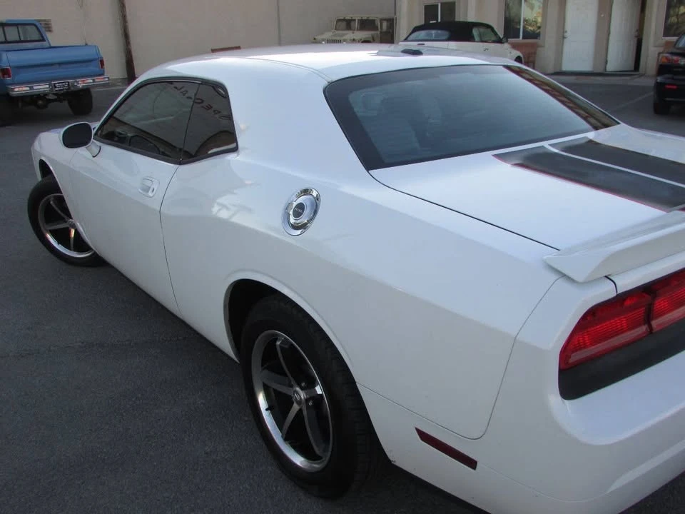 2010 Dodge Challenger 3rd Gen - Image 8 of 20
