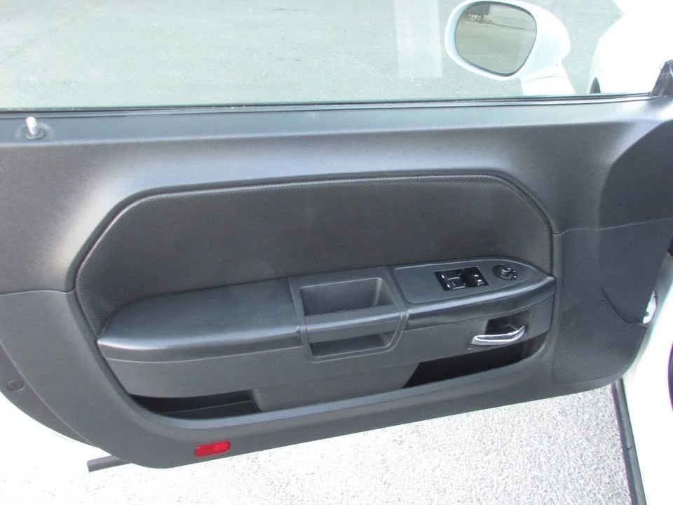 2010 Dodge Challenger 3rd Gen - Image 14 of 20