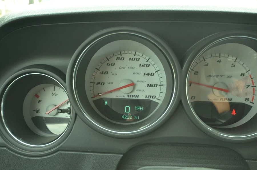 2010 Dodge Challenger 3rd Gen - Image 6 of 10