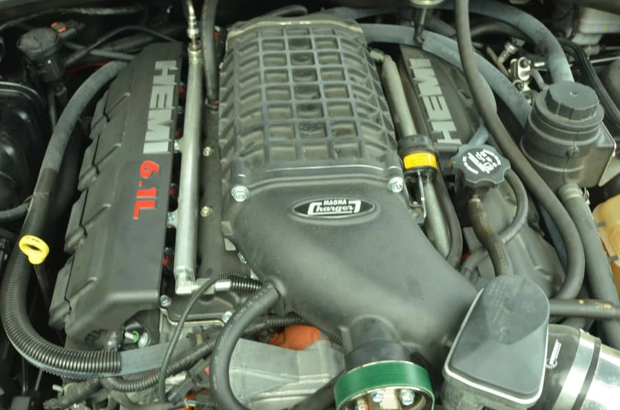 2010 Dodge Challenger 3rd Gen - Image 8 of 10