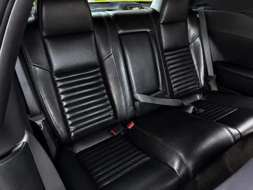 2010 Dodge Challenger 3rd Gen - Image 4 of 5