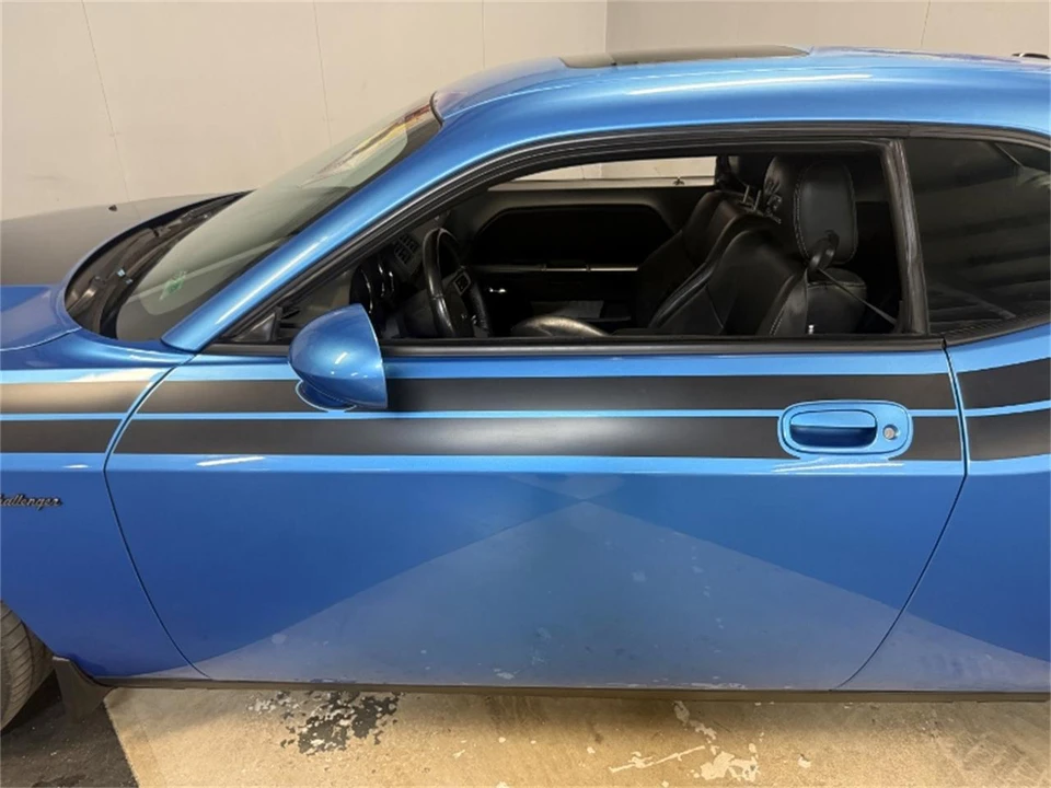 2010 Dodge Challenger 3rd Gen - Image 21 of 31