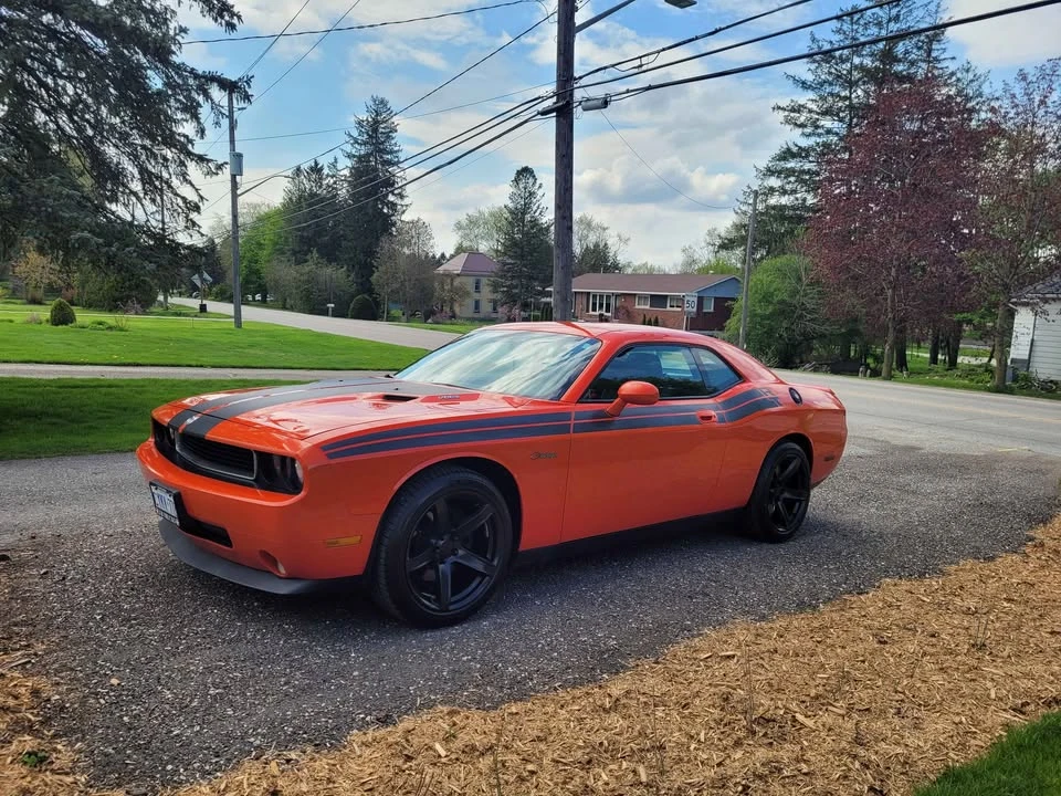 2010 Dodge Challenger 3rd Gen - Image 8 of 10