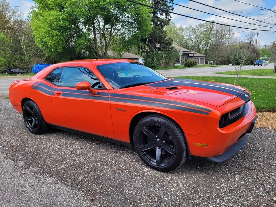 2010 Dodge Challenger 3rd Gen - Image 4 of 10