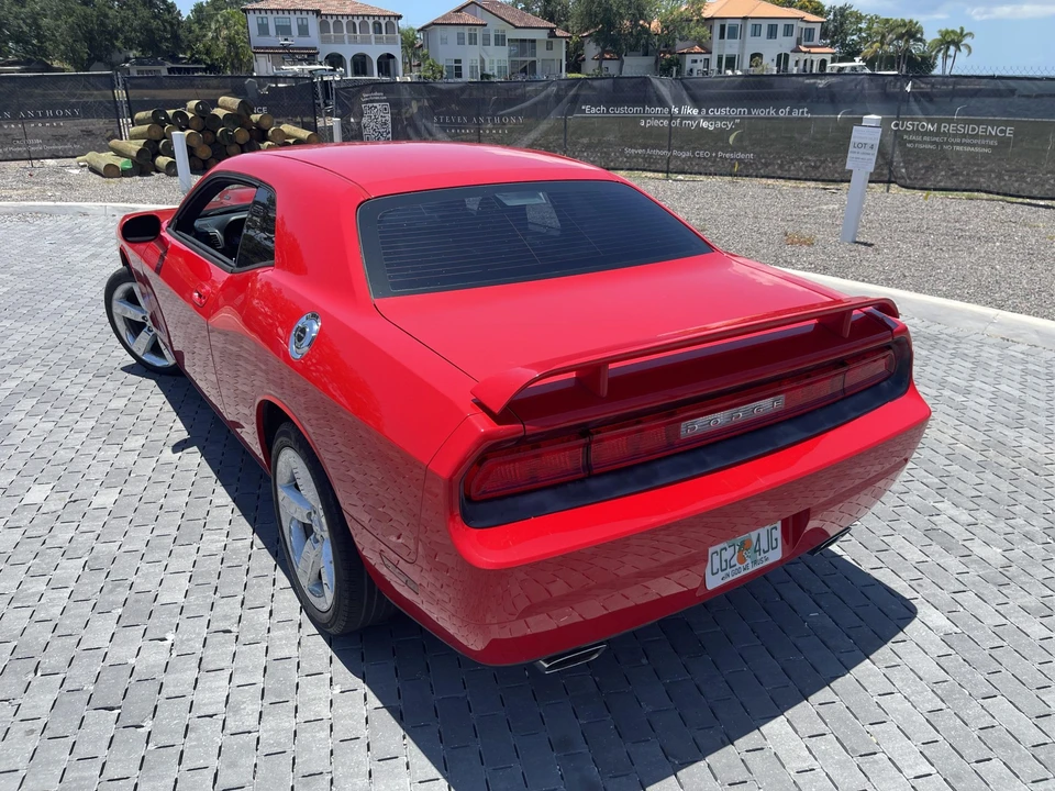 2010 Dodge Challenger 3rd Gen - Image 10 of 31