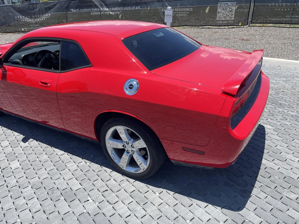 2010 Dodge Challenger 3rd Gen - Image 26 of 31