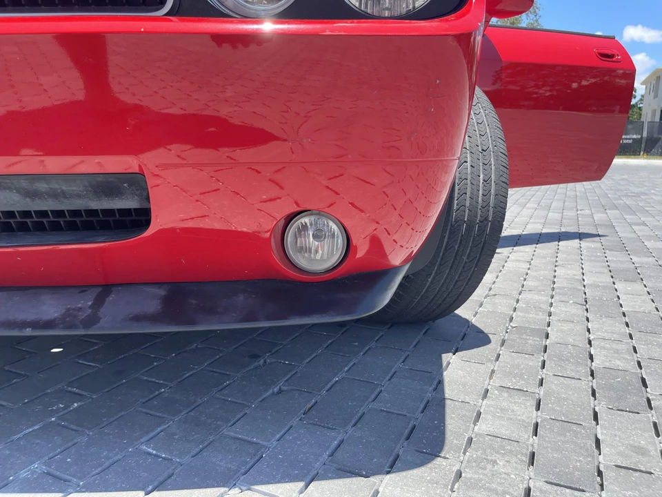 2010 Dodge Challenger 3rd Gen - Image 19 of 31