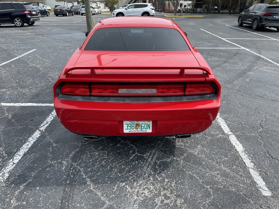 2010 Dodge Challenger 3rd Gen - Image 4 of 31