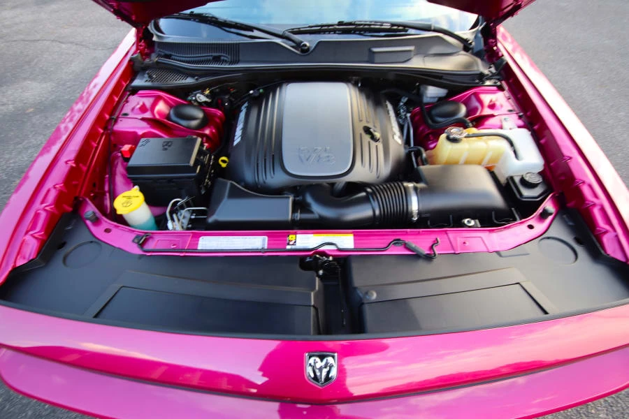 2010 Dodge Challenger 3rd Gen - Image 24 of 25