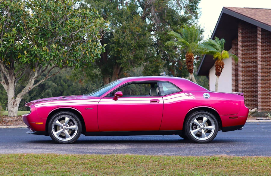 2010 Dodge Challenger 3rd Gen - Image 2 of 25