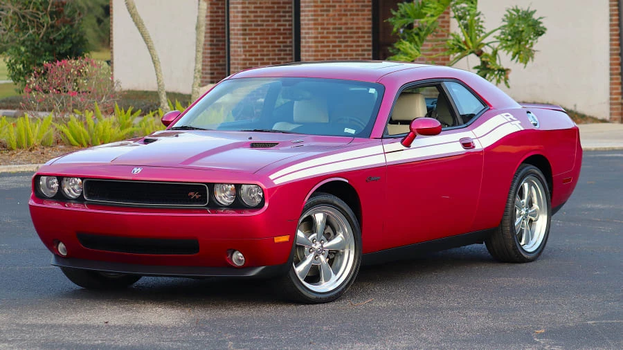 2010 Dodge Challenger 3rd Gen - Image 7 of 25
