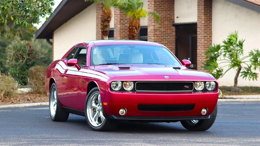 2010 Dodge Challenger 3rd Gen - Image 4 of 25