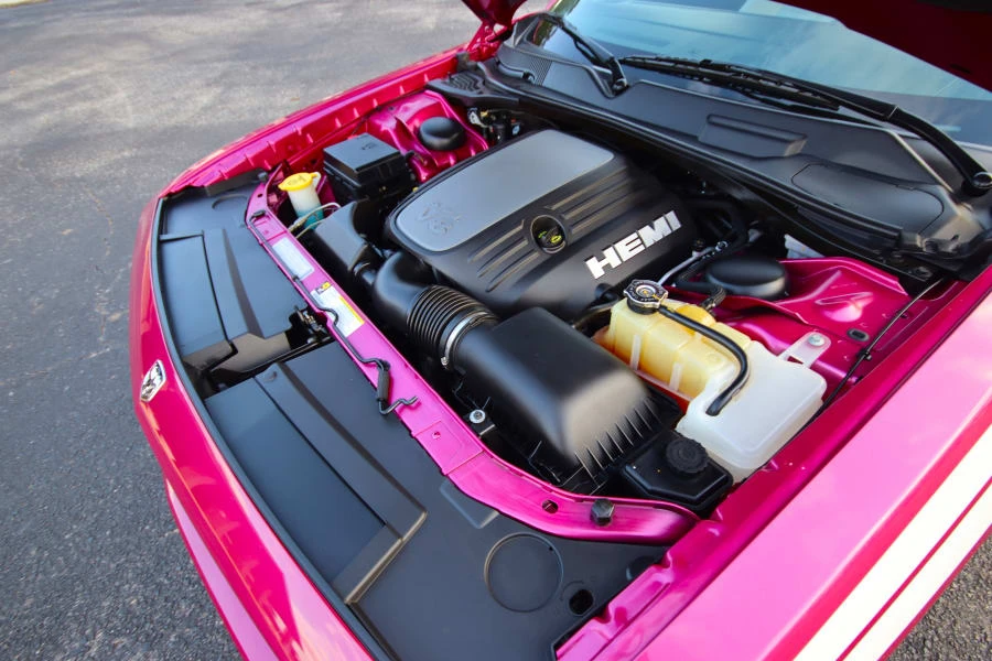 2010 Dodge Challenger 3rd Gen - Image 23 of 25