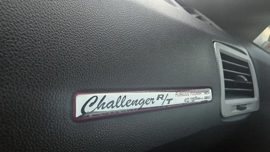 2010 Dodge Challenger 3rd Gen - Image 9 of 11