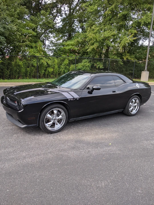 2010 Dodge Challenger 3rd Gen - Image 8 of 14