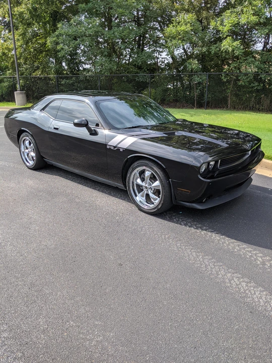 2010 Dodge Challenger 3rd Gen - Image 14 of 14