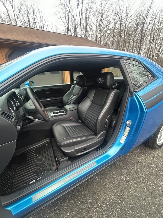 2010 Dodge Challenger 3rd Gen - Image 12 of 21