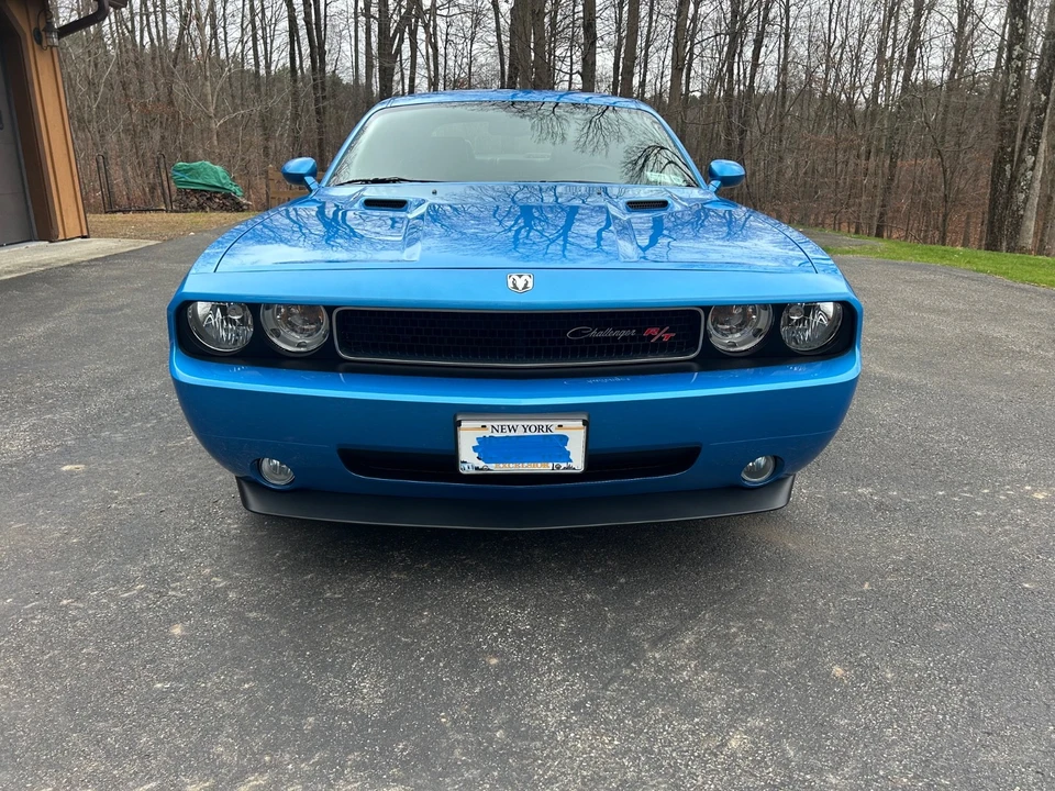 2010 Dodge Challenger 3rd Gen - Image 7 of 21