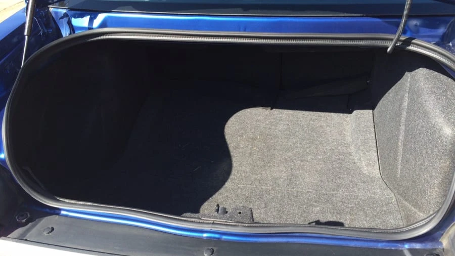 2010 Dodge Challenger 3rd Gen - Image 7 of 12