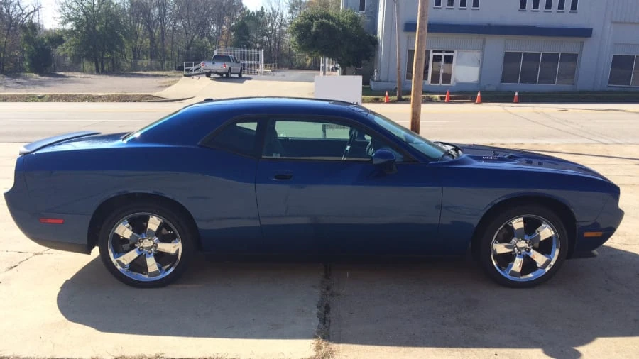 2010 Dodge Challenger 3rd Gen - Image 10 of 12