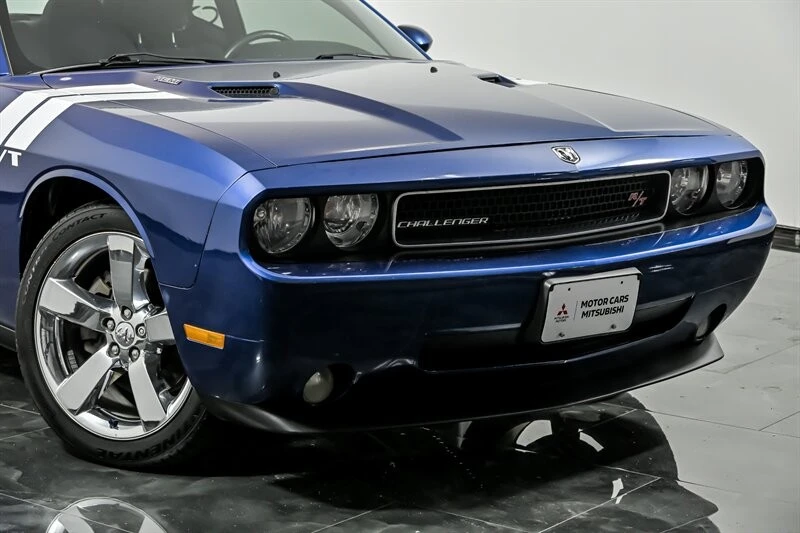 2010 Dodge Challenger 3rd Gen - Image 2 of 27