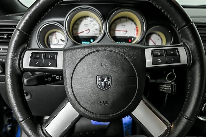2010 Dodge Challenger 3rd Gen - Image 21 of 27