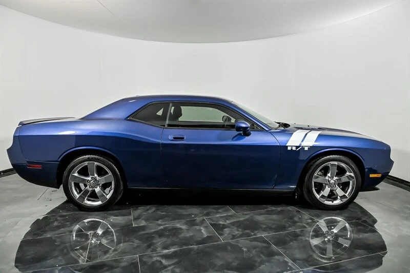 2010 Dodge Challenger 3rd Gen - Image 10 of 27