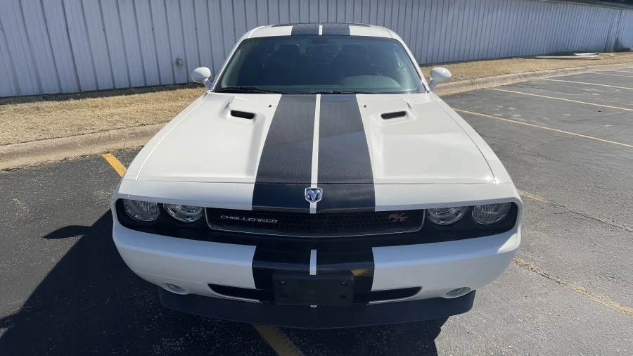 2010 Dodge Challenger 3rd Gen - Image 4 of 22