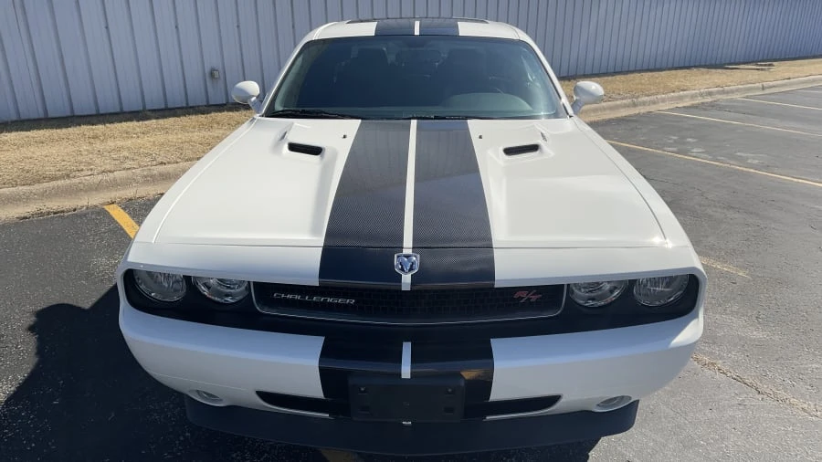 2010 Dodge Challenger 3rd Gen - Image 4 of 24
