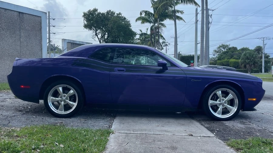 2010 Dodge Challenger 3rd Gen - Image 24 of 26