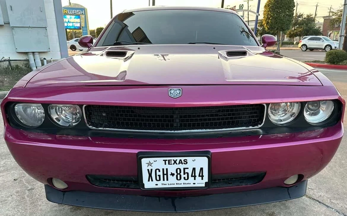 2010 Dodge Challenger 3rd Gen - Image 11 of 31