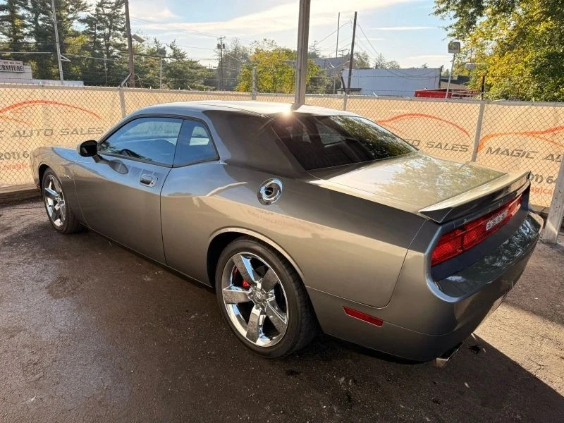 2010 Dodge Challenger 3rd Gen - Image 12 of 12