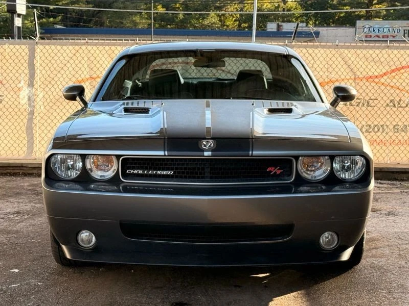 2010 Dodge Challenger 3rd Gen - Image 5 of 12