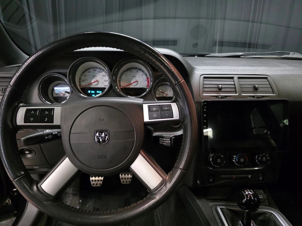 2010 Dodge Challenger 3rd Gen - Image 30 of 31