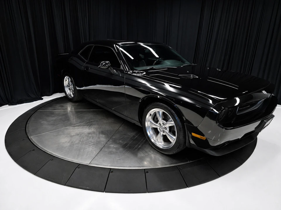 2010 Dodge Challenger 3rd Gen - Image 10 of 31