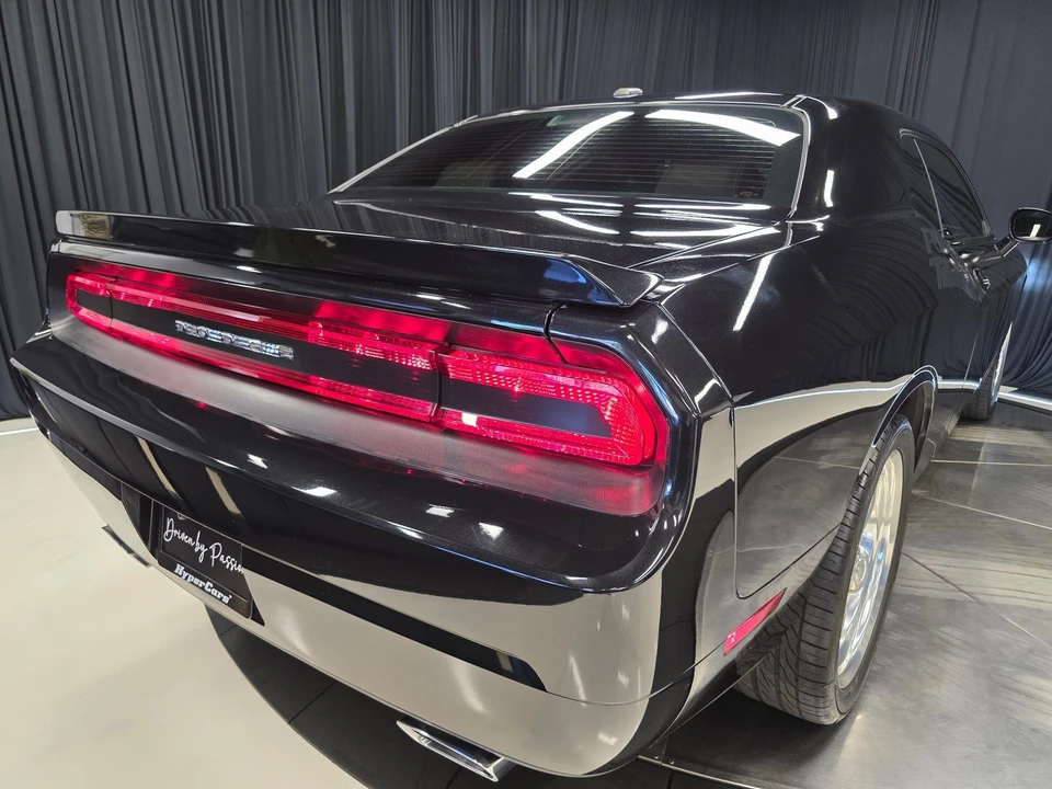 2010 Dodge Challenger 3rd Gen - Image 23 of 31