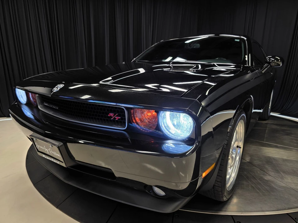 2010 Dodge Challenger 3rd Gen - Image 20 of 31