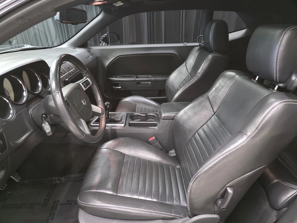 2010 Dodge Challenger 3rd Gen - Image 26 of 31