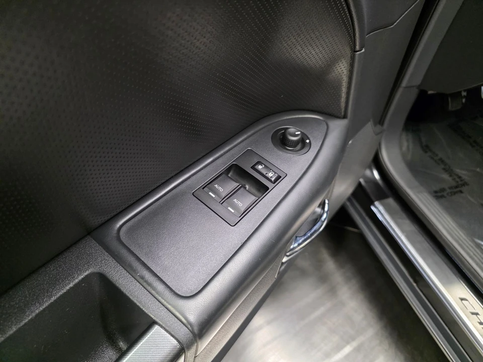 2010 Dodge Challenger 3rd Gen - Image 25 of 31
