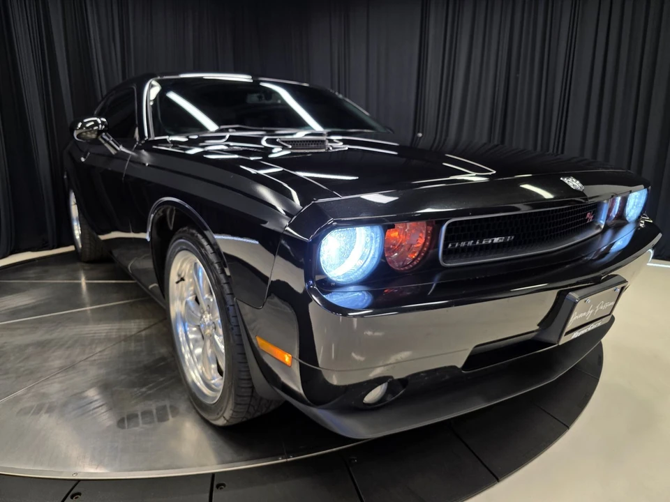 2010 Dodge Challenger 3rd Gen - Image 18 of 31