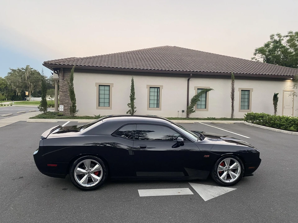 2010 Dodge Challenger 3rd Gen - Image 28 of 31