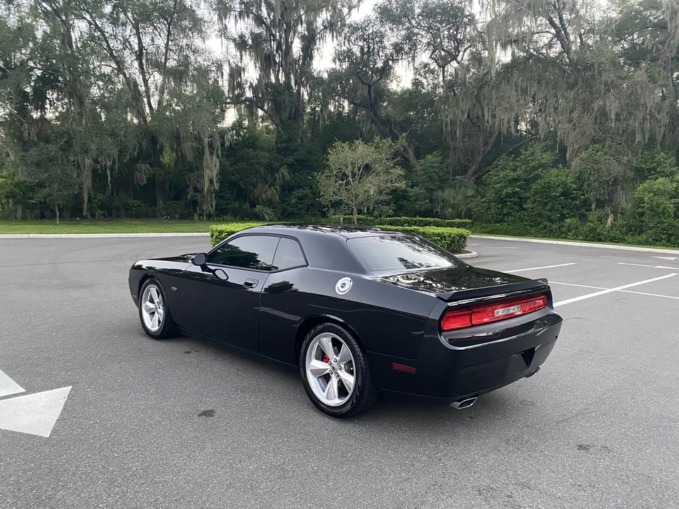 2010 Dodge Challenger 3rd Gen - Image 18 of 31