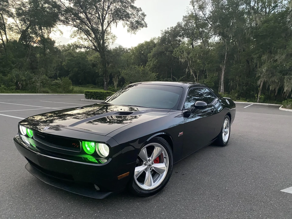2010 Dodge Challenger 3rd Gen - Image 10 of 31